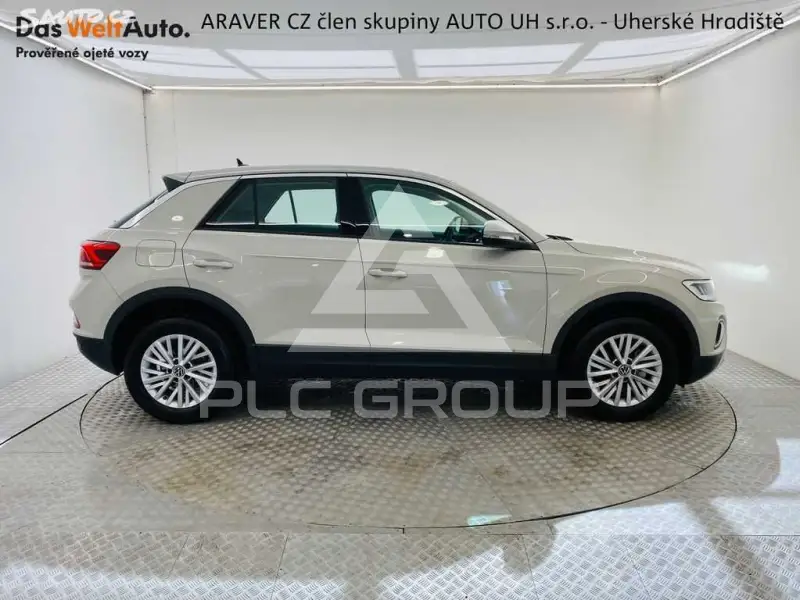2025 Volkswagen T-Roc