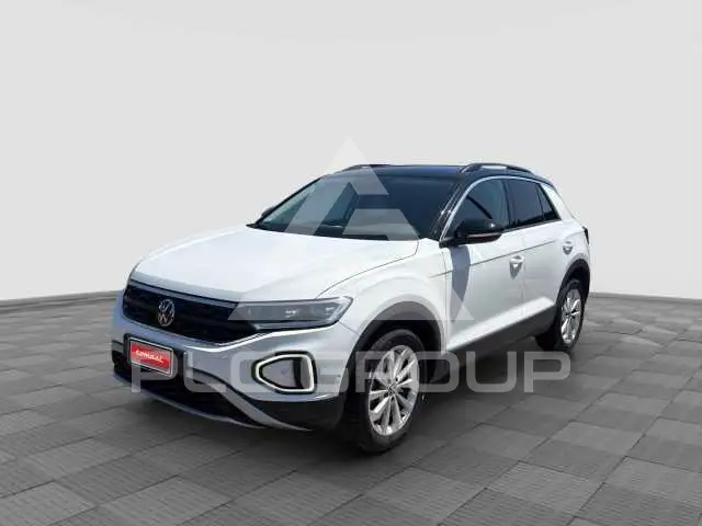 2025 Volkswagen T-Roc
