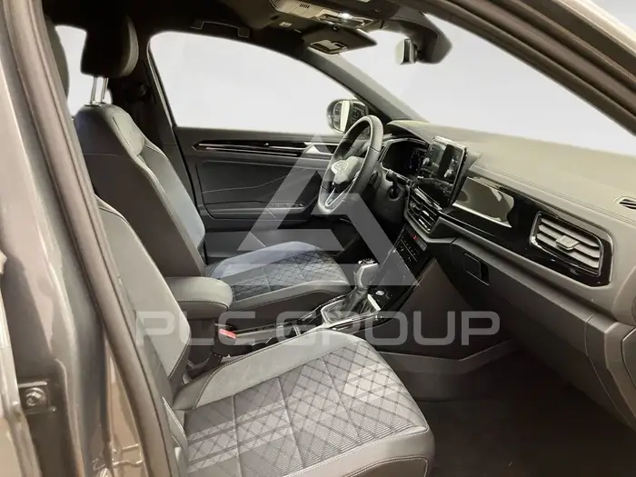 2025 Volkswagen T-Roc