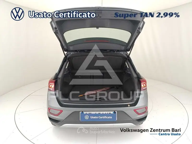 2025 Volkswagen T-Roc