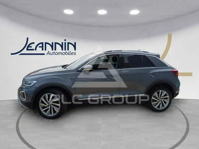 2025 Volkswagen T-Roc