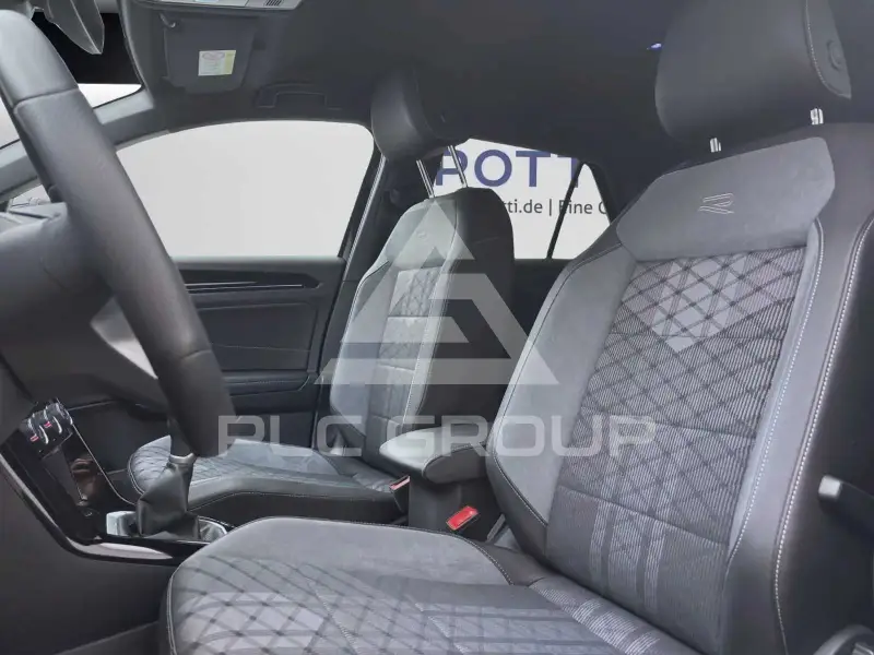 2025 Volkswagen T-Roc
