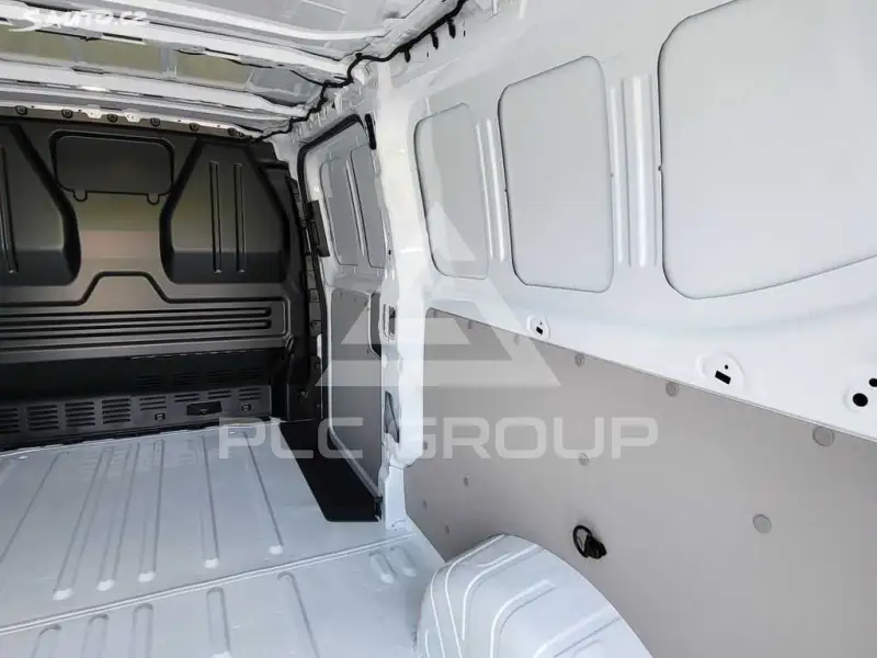 2025 Volkswagen Transporter
