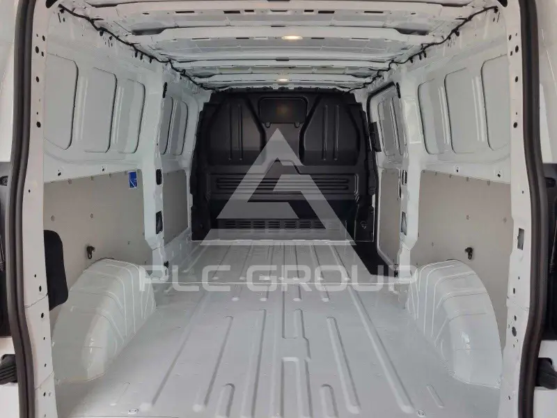 2025 Volkswagen Transporter