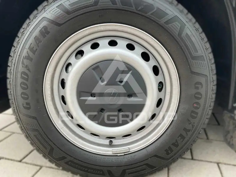 2025 Volkswagen Transporter