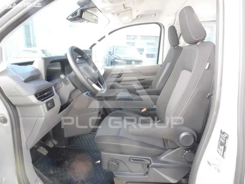 2025 Volkswagen Transporter