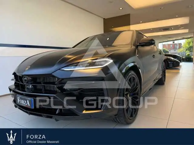2025 Lamborghini Urus