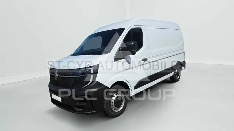 2025 Renault Master