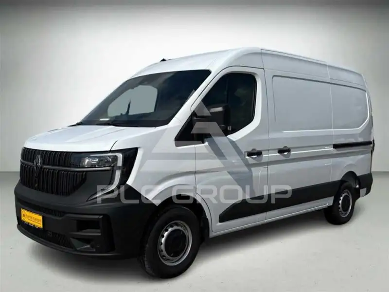 2025 Renault Master