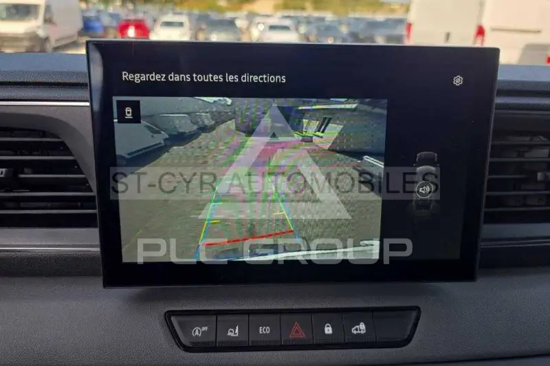 2025 Renault Master