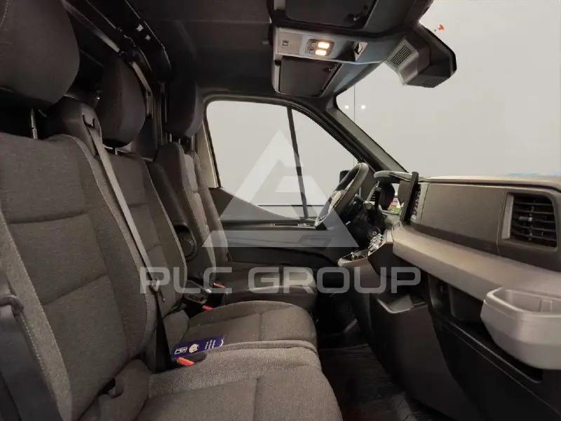 2025 Renault Master