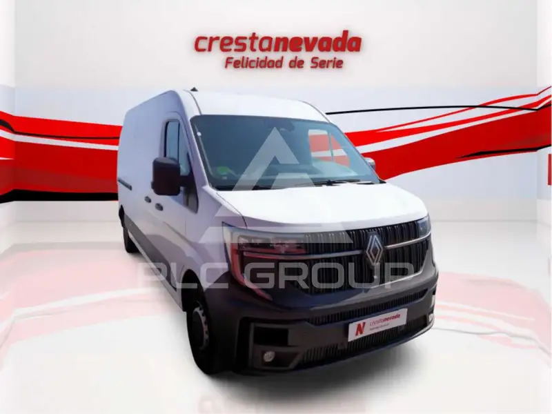 2025 Renault Master