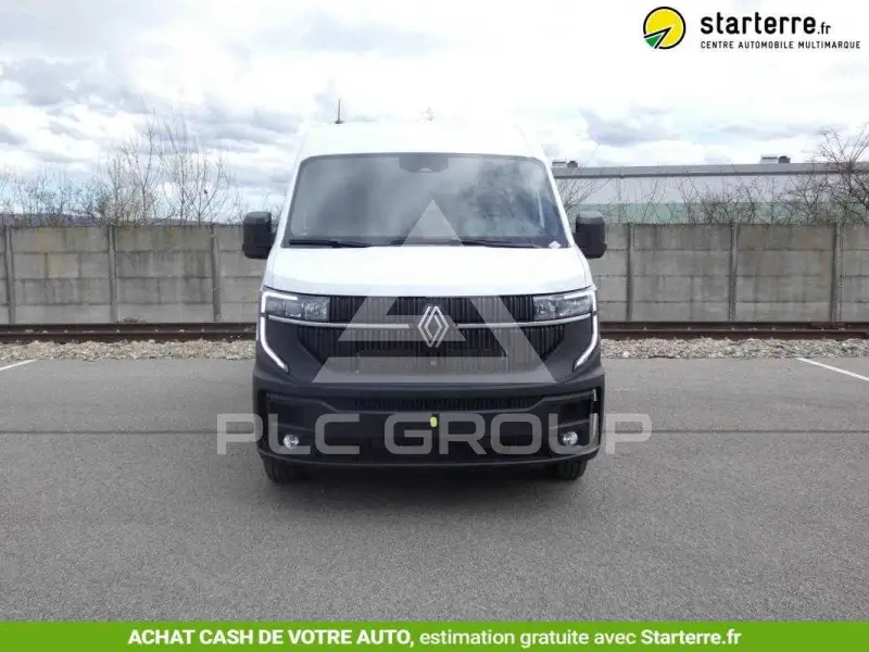 2025 Renault Master