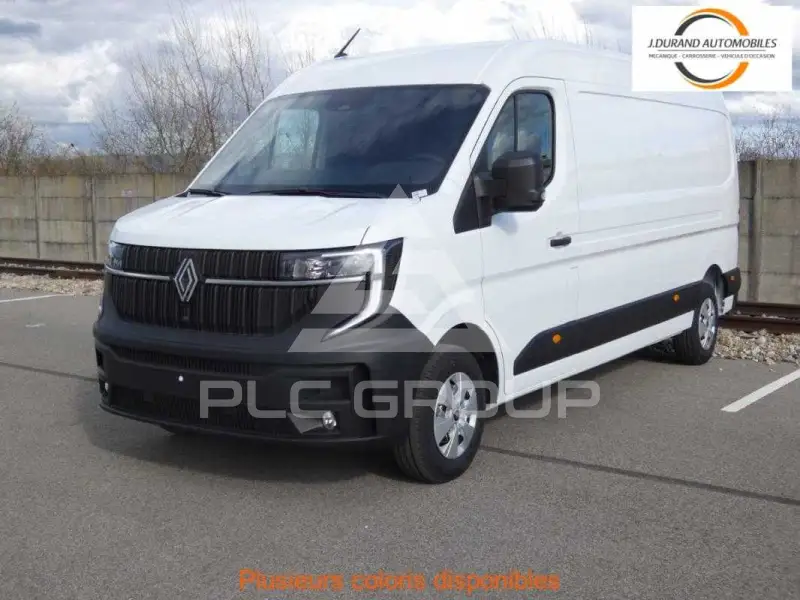 2025 Renault Master