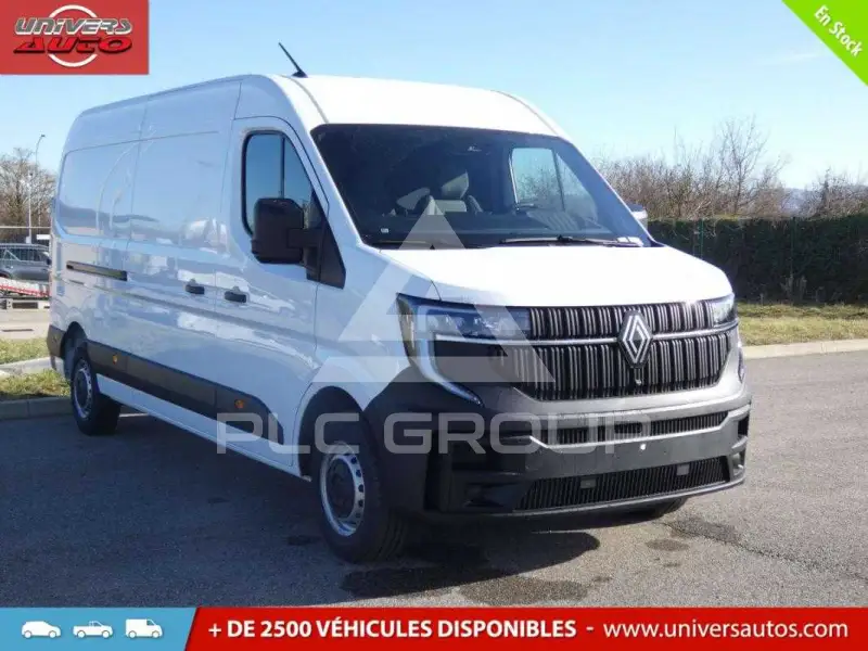 2025 Renault Master