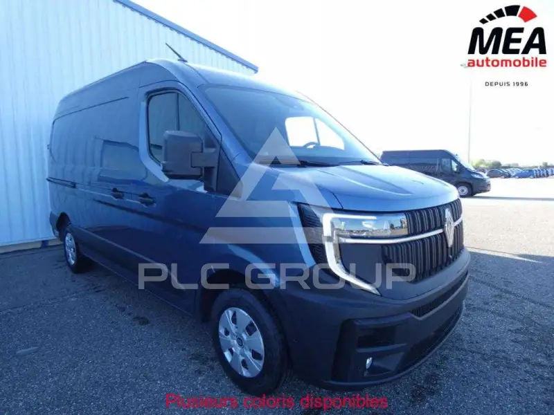 2025 Renault Master