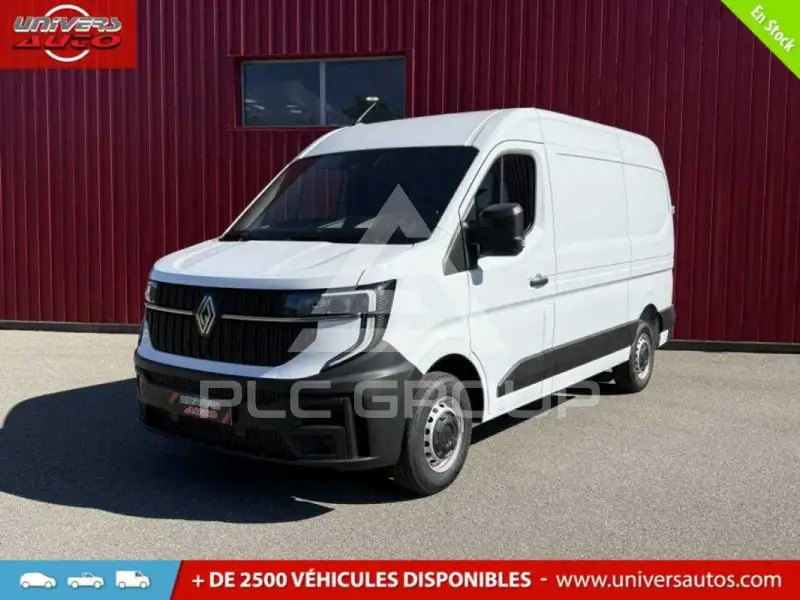 2025 Renault Master