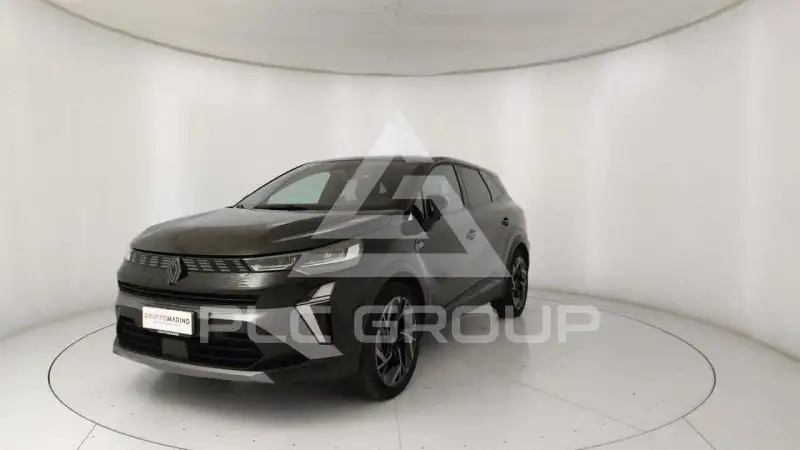 2025 Renault 