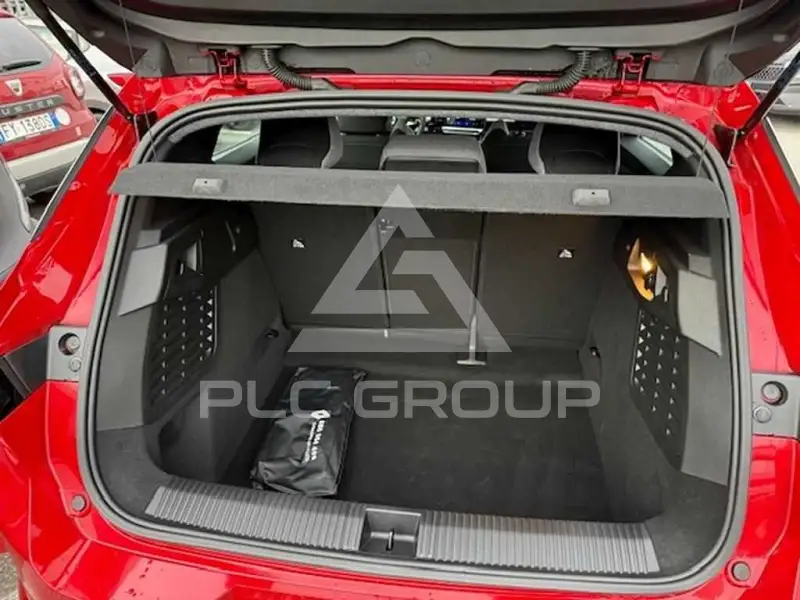 2025 Renault Scenic