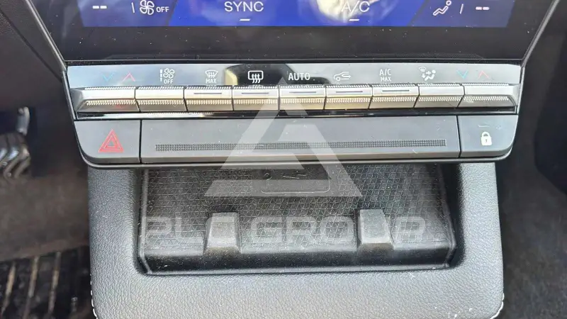 2025 Renault Scenic