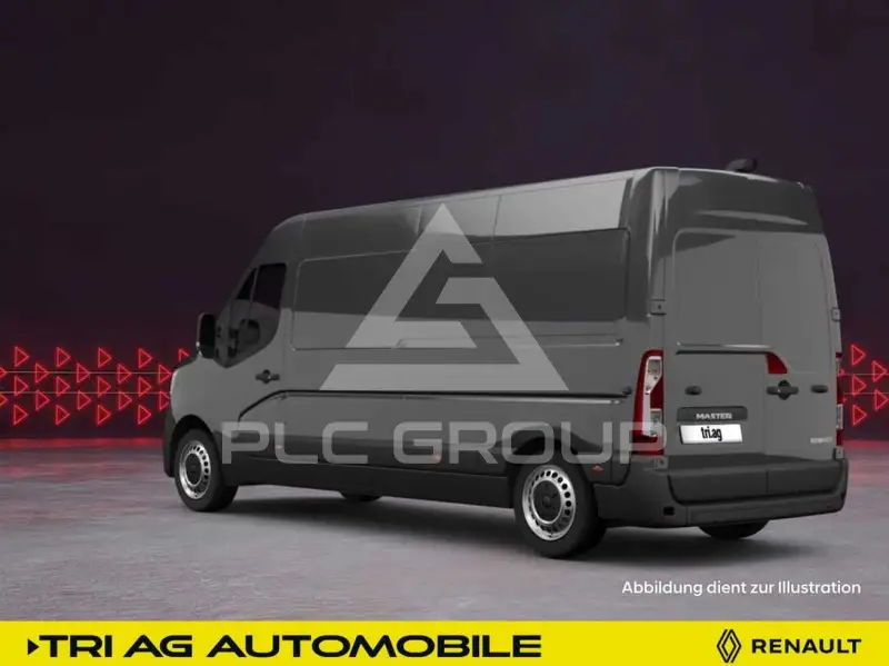 2025 Renault Master