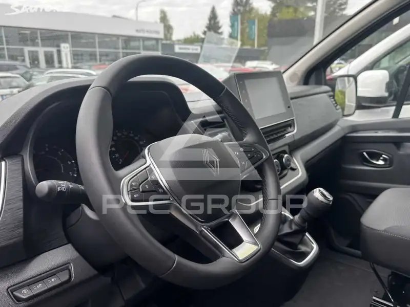 2025 Renault Trafic
