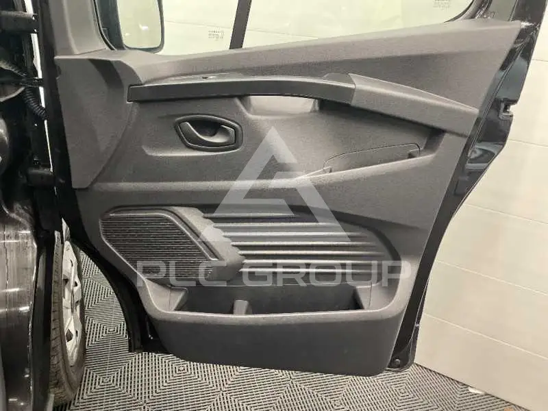 2025 Renault Trafic