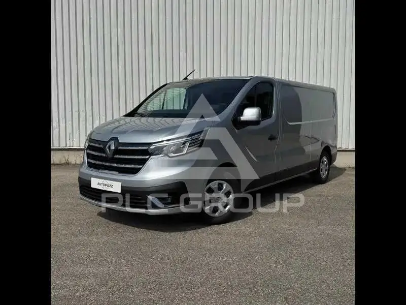 2025 Renault Trafic