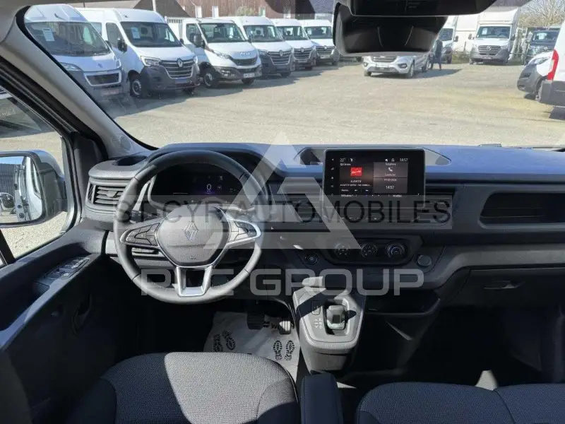 2025 Renault Trafic