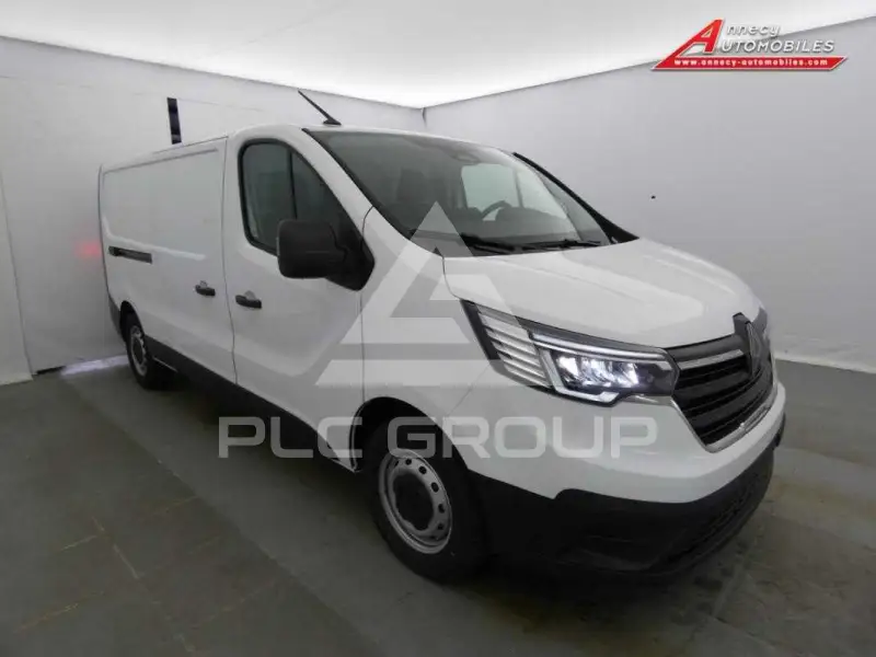 2025 Renault Trafic