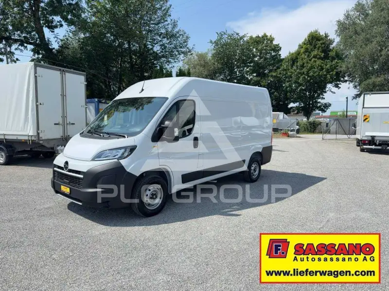 2025 Opel Movano