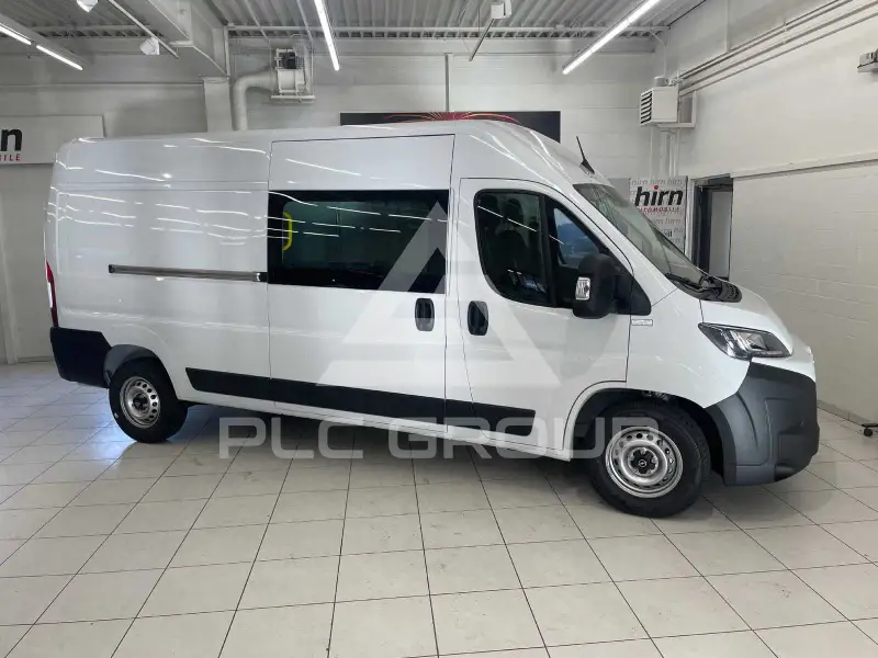 2025 Opel Movano