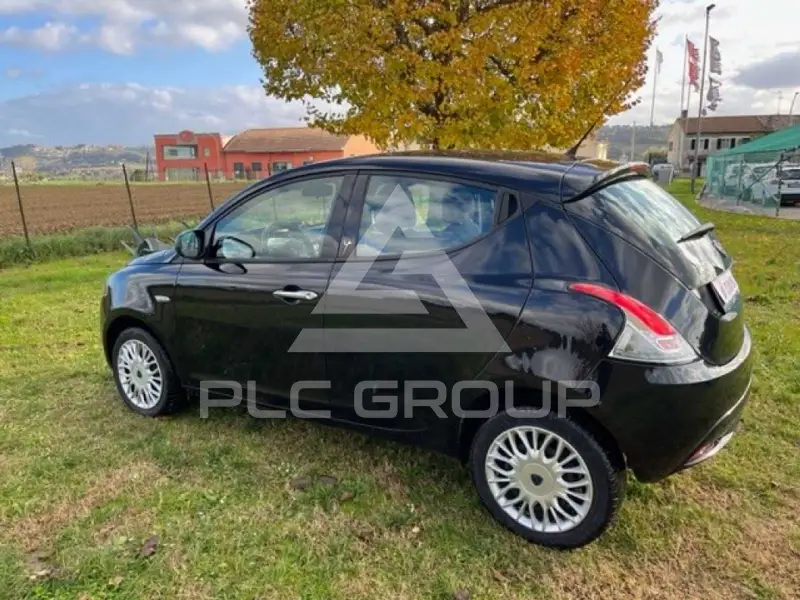2016 Lancia YPSILON