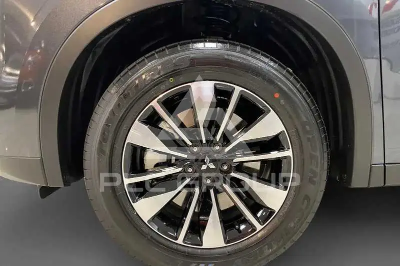 2026 Mitsubishi OUTLANDER