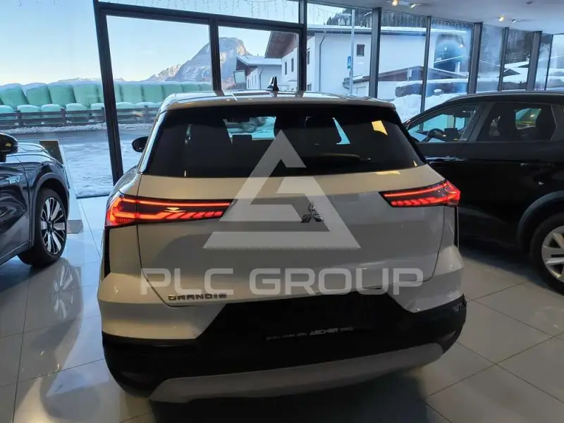 2026 Mitsubishi Grandis