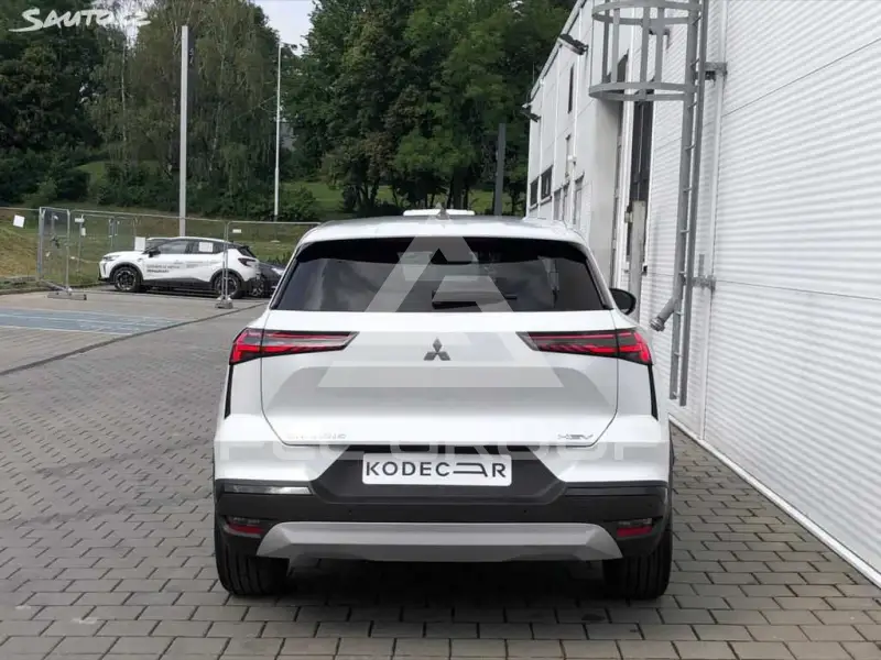 2026 Mitsubishi Grandis