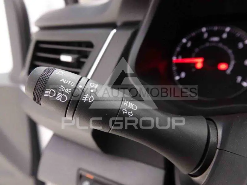 2026 Nissan Primastar
