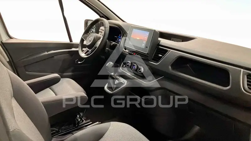 2026 Nissan Primastar