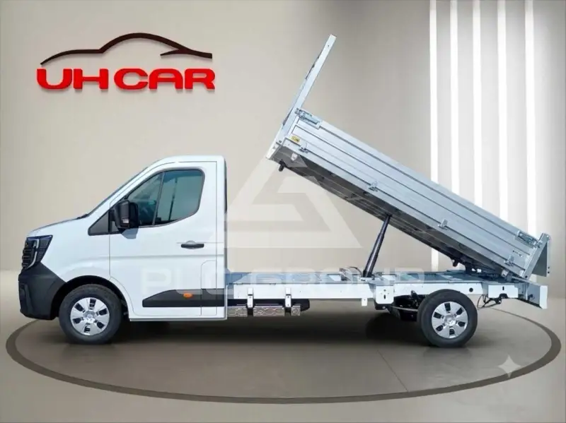 2026 Nissan Interstar