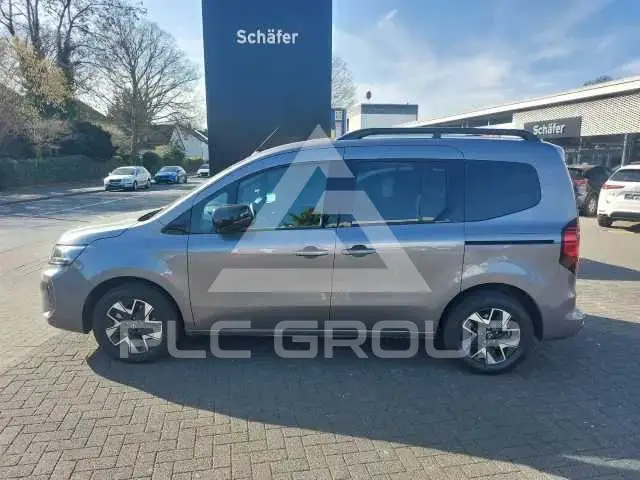 2026 Nissan TOWNSTAR