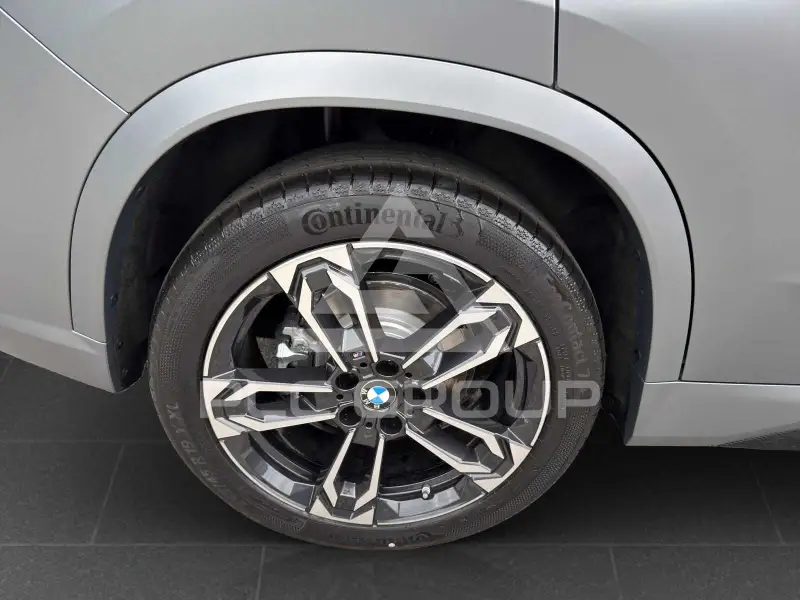 2026 BMW iX