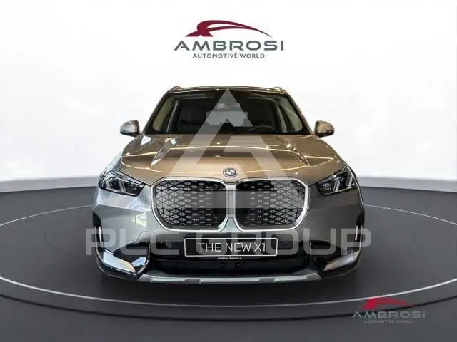 2026 BMW iX