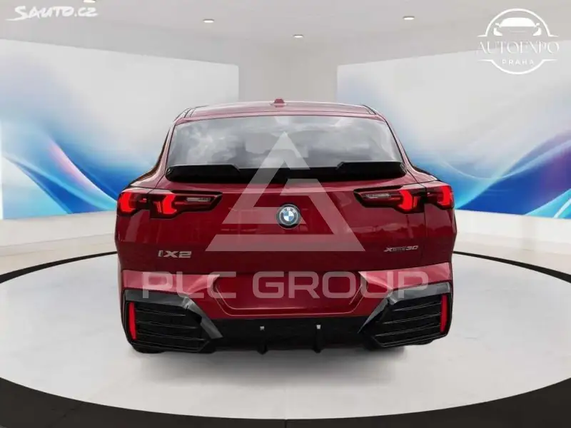 2026 BMW iX