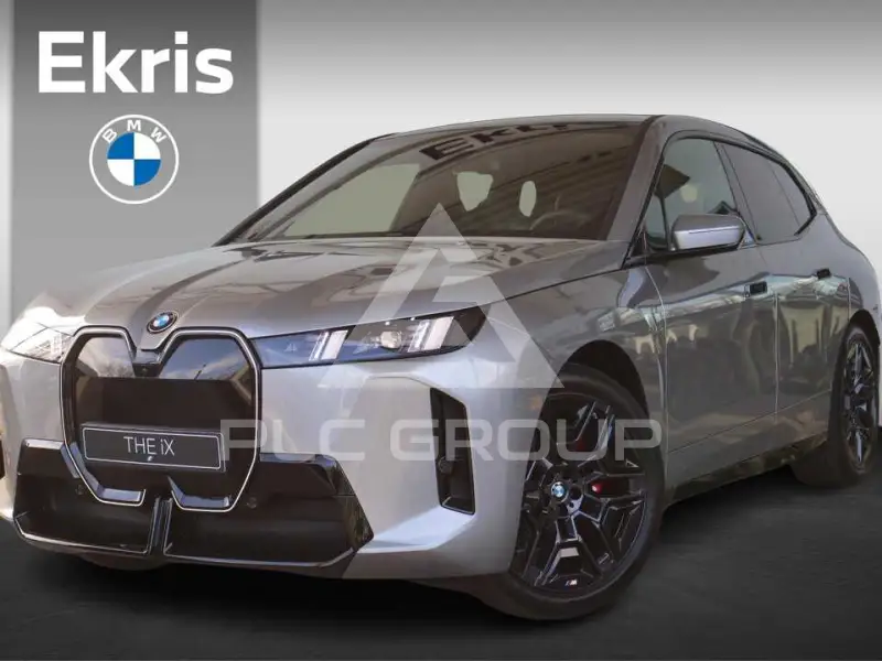 2026 BMW iX