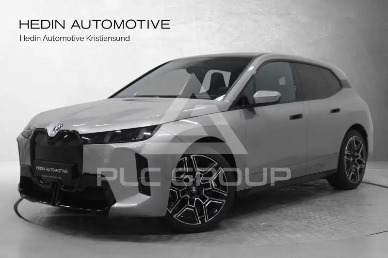 2026 BMW iX
