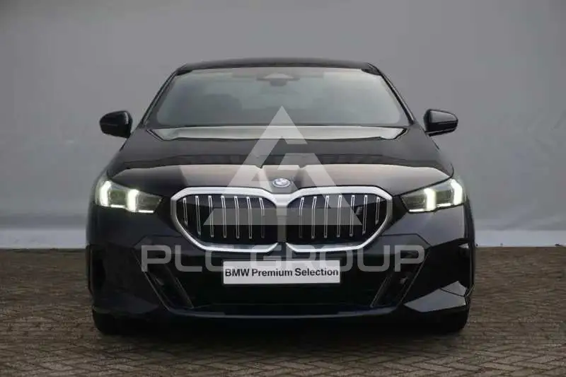 2026 BMW I5