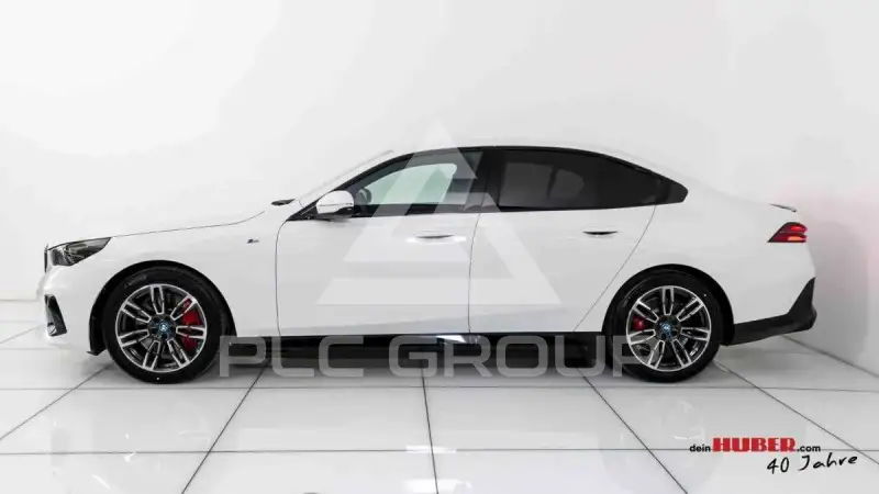 2026 BMW I5