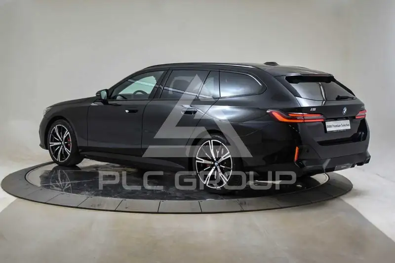 2026 BMW I5