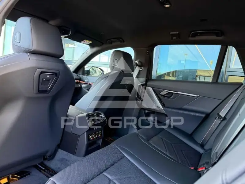 2026 BMW I5