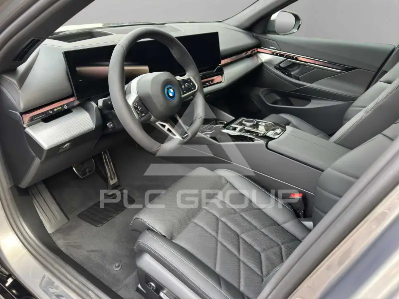 2026 BMW I5